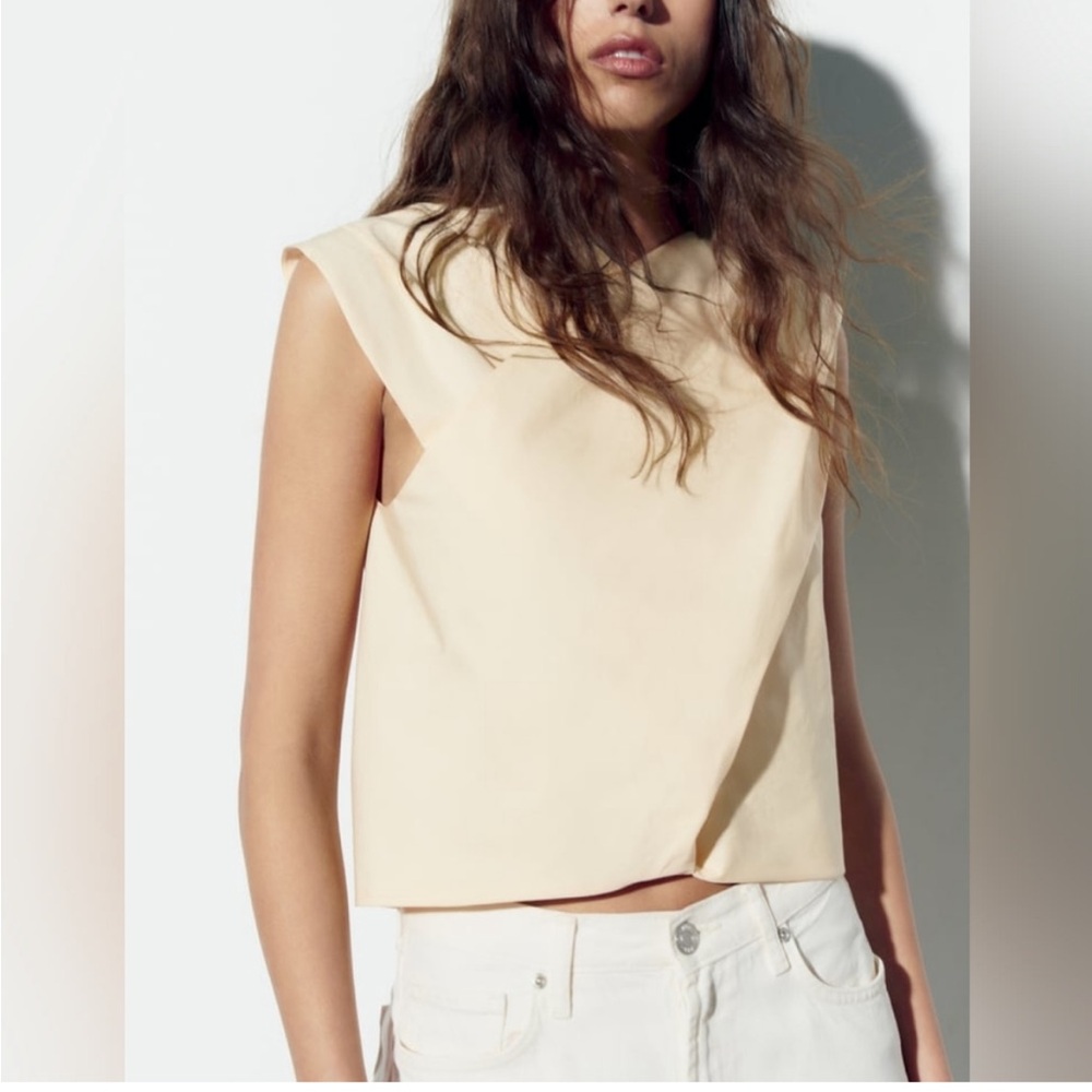 Zara Sleeveless V-Neckline Wrap Front Raincoat Vest